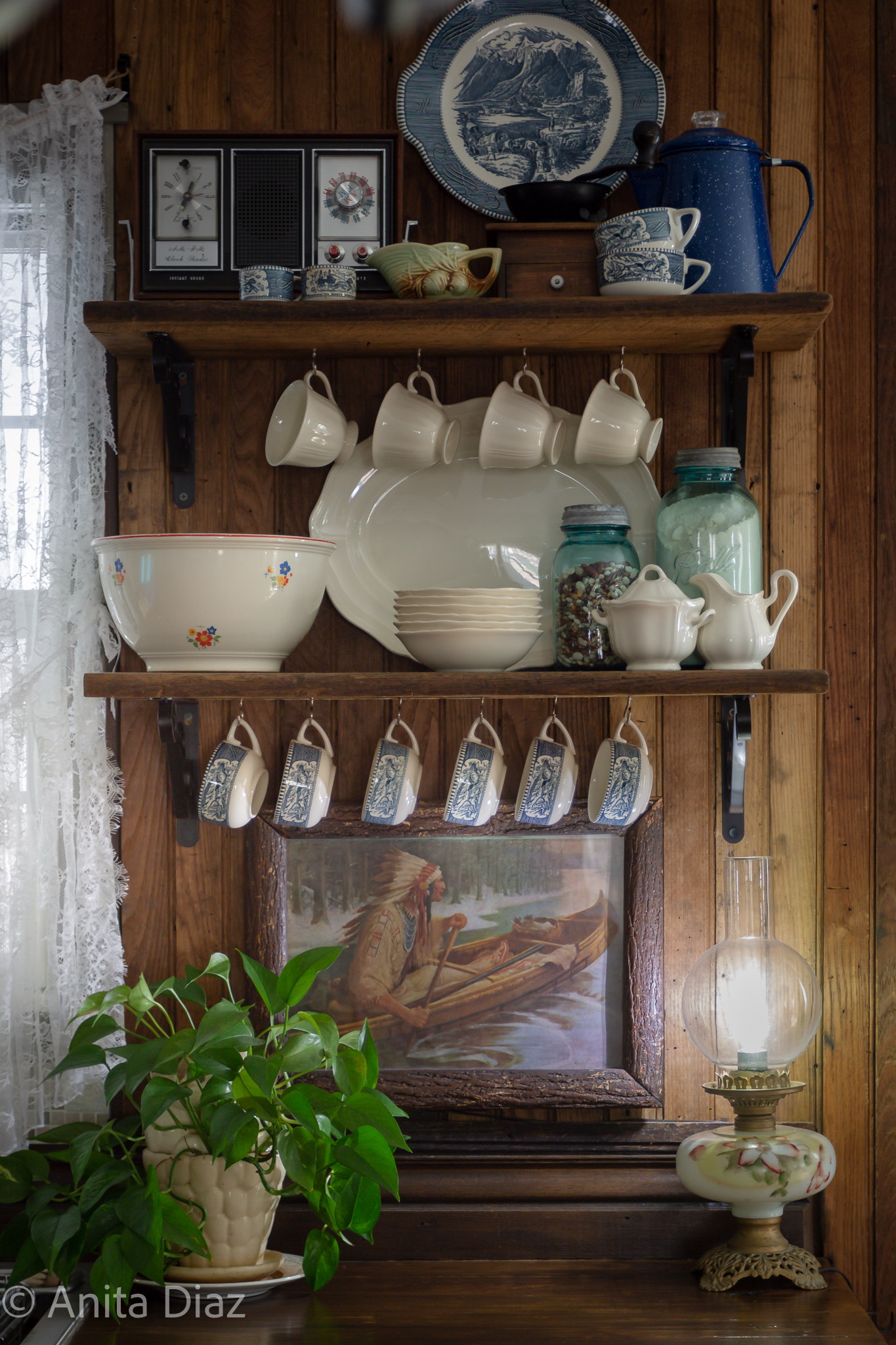 Shelf Styling: How to create seasonal vignettes