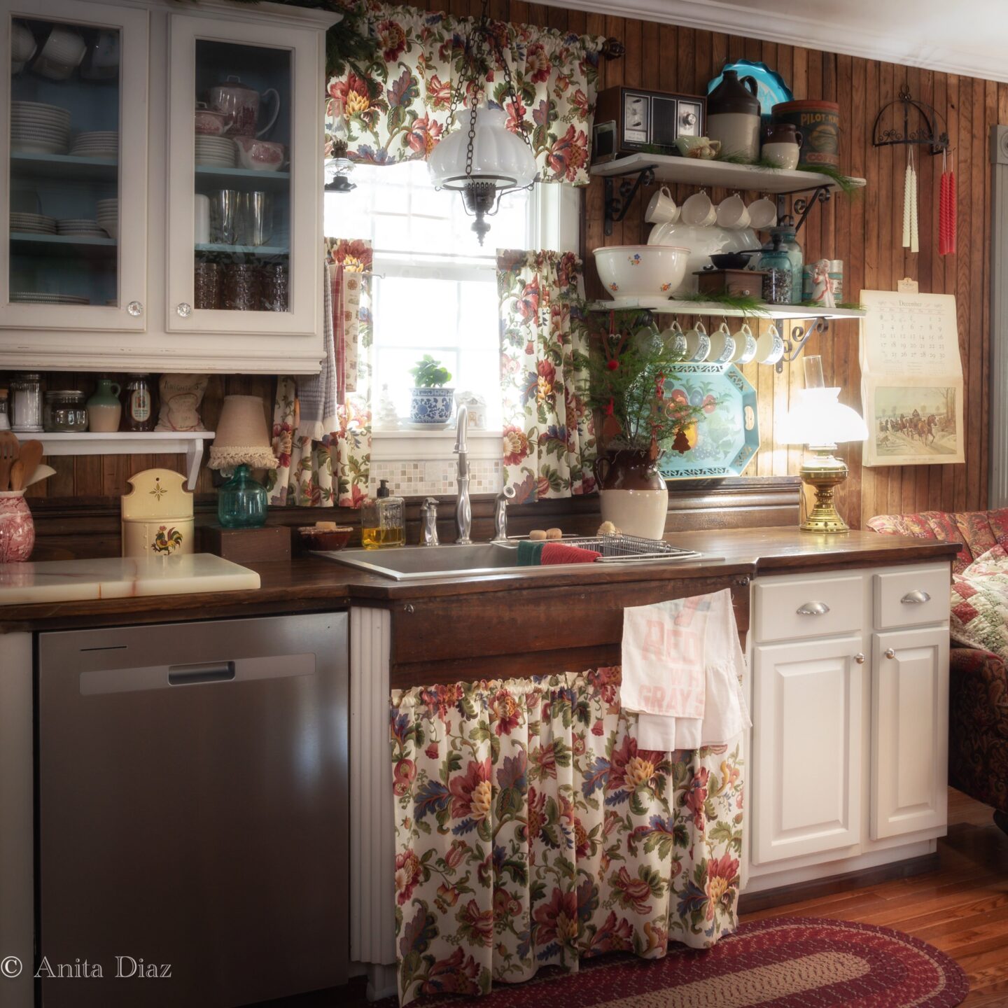 Farmhouse Christmas Kitchen inspired by "The Waltons"