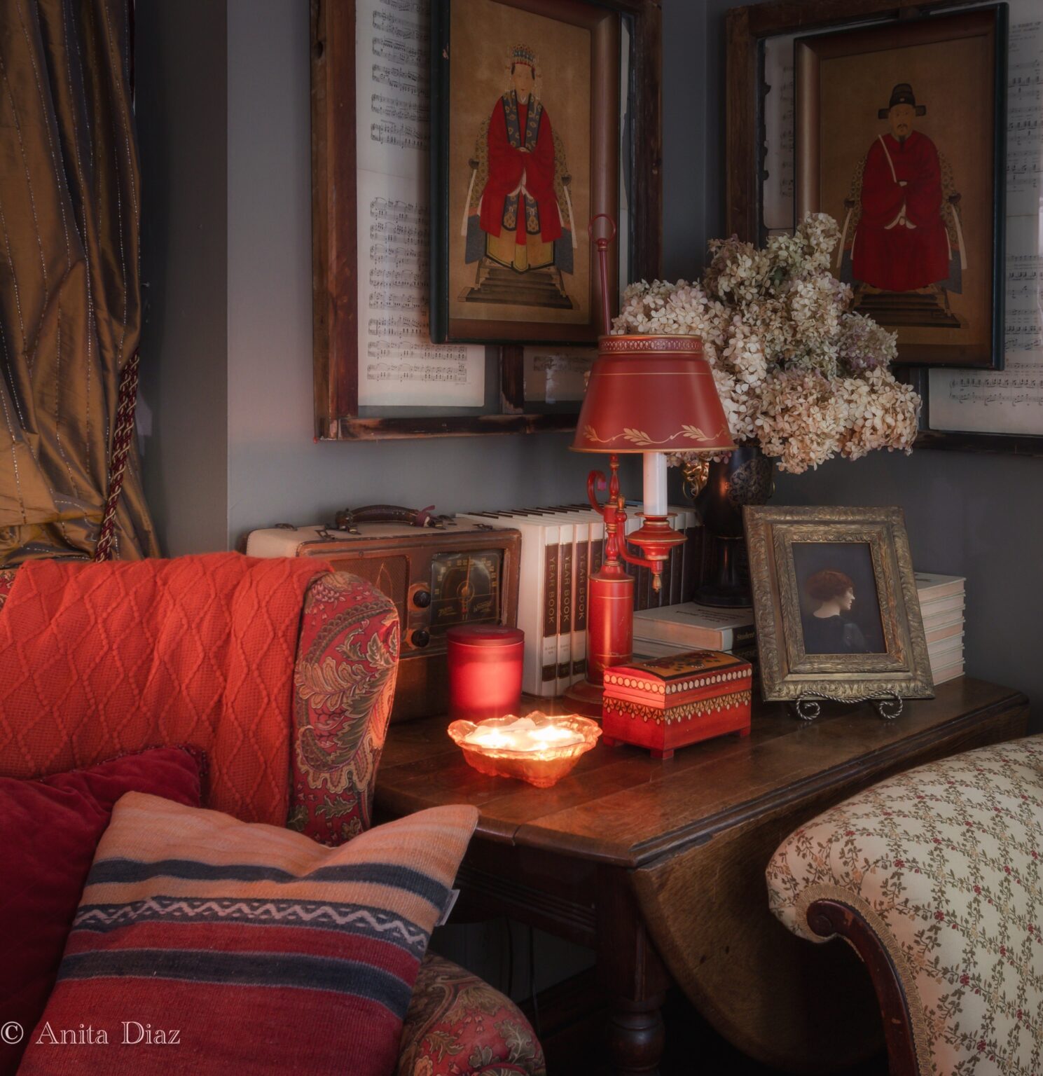 Cozy Fall Cottage - Whispering Pines Homestead