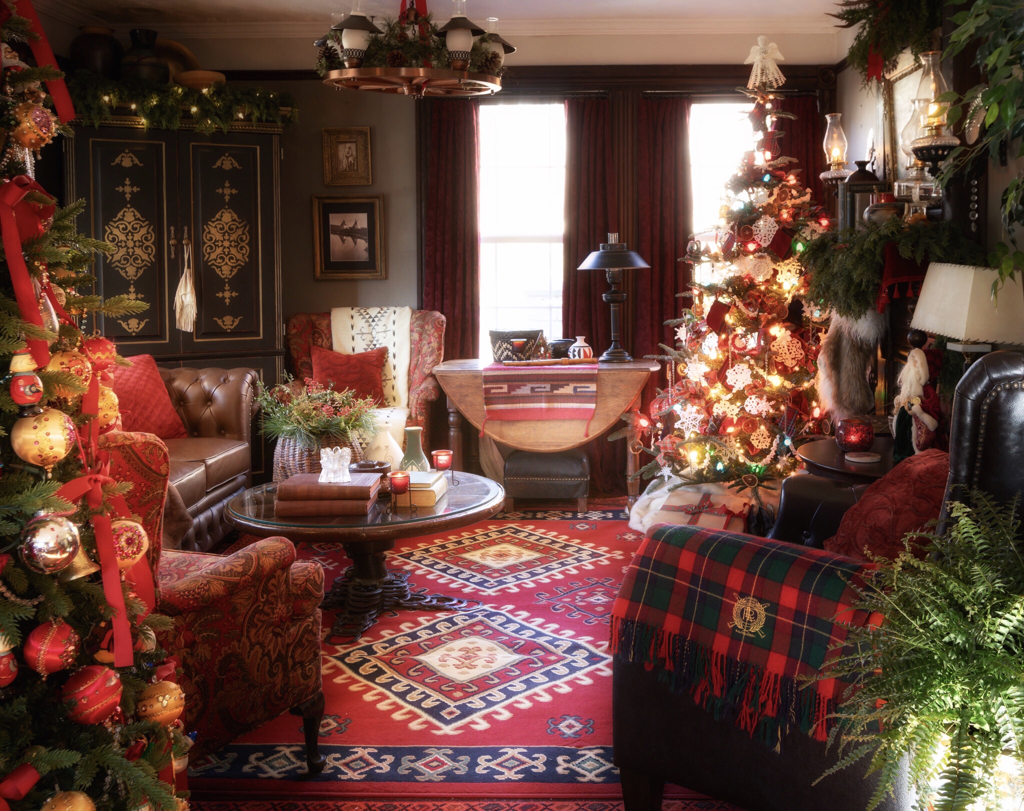 Rustic Cabin-Style Christmas - Whispering Pines Homestead